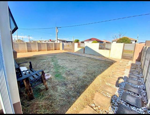 3 BEDROOM HOUSE FOR SALE IN WITPOORTJIE